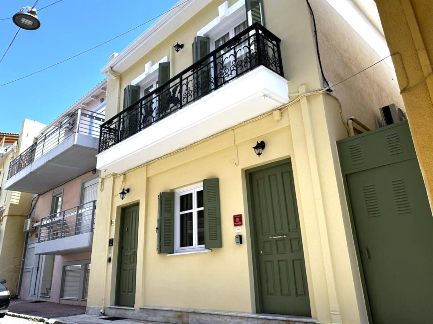 Giorgio Patrasso - Micro Apartment In The Center Of Patras Ngoại thất bức ảnh